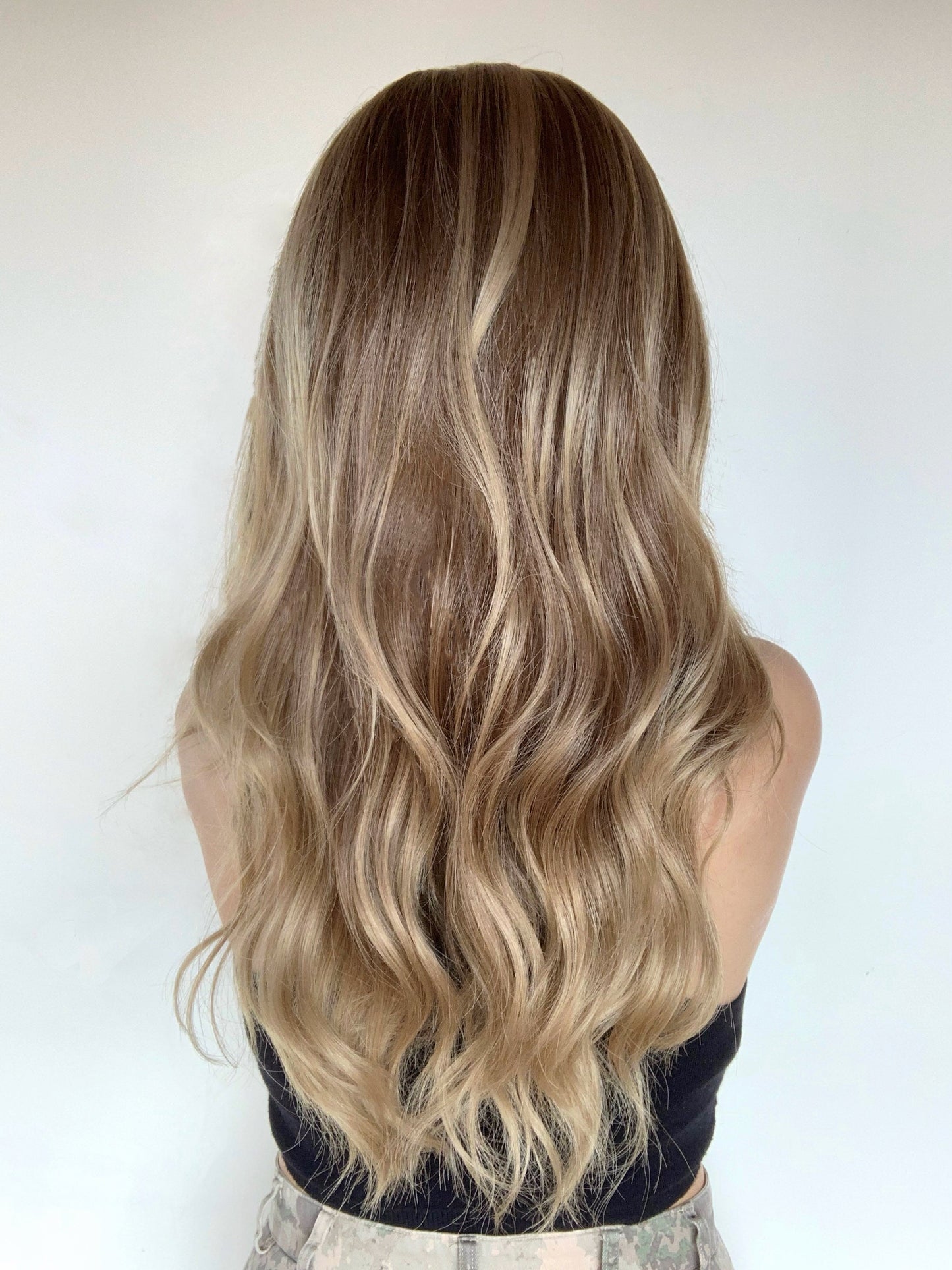 Kaia | Brown | Loose Wave | 22inch | SM279-1 | Apn VIPS